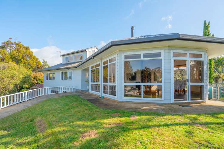 289 Main Road Tairua_11