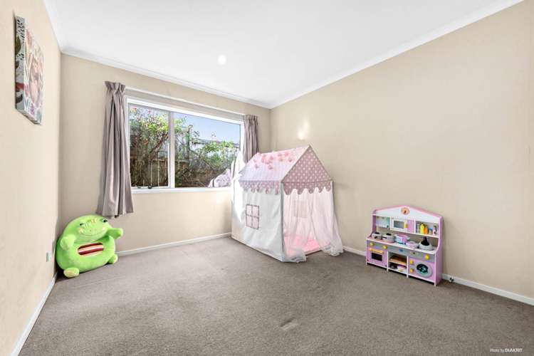 5 Bilancia Place Flat Bush_11