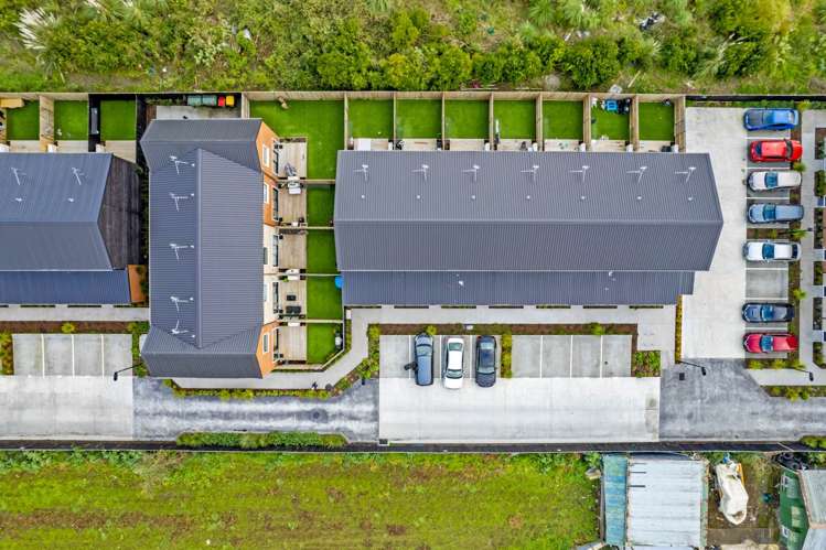 23/137 Hall Avenue Favona_14