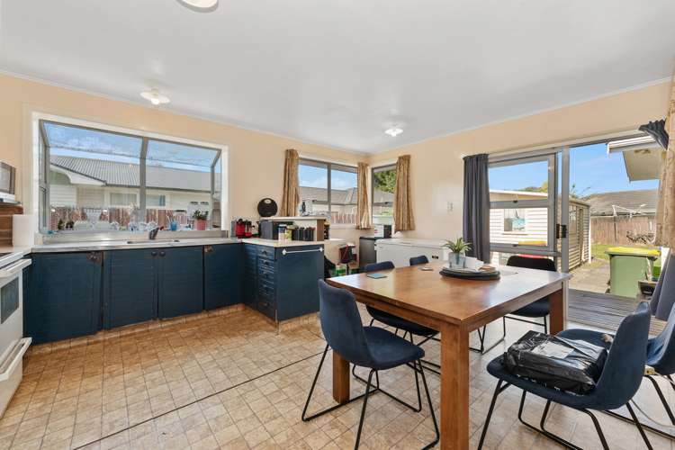 112 Masters Avenue Silverdale_3