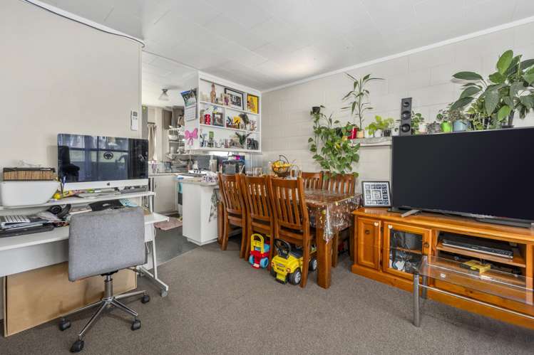 26 Herewini Street Victoria_19