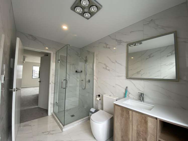 4 Herekino Street Westgate_5