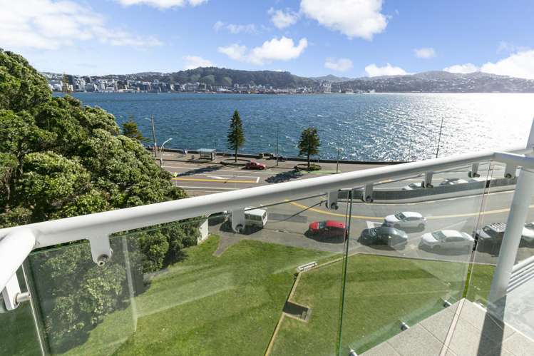 17/370 Oriental Parade Oriental Bay_8