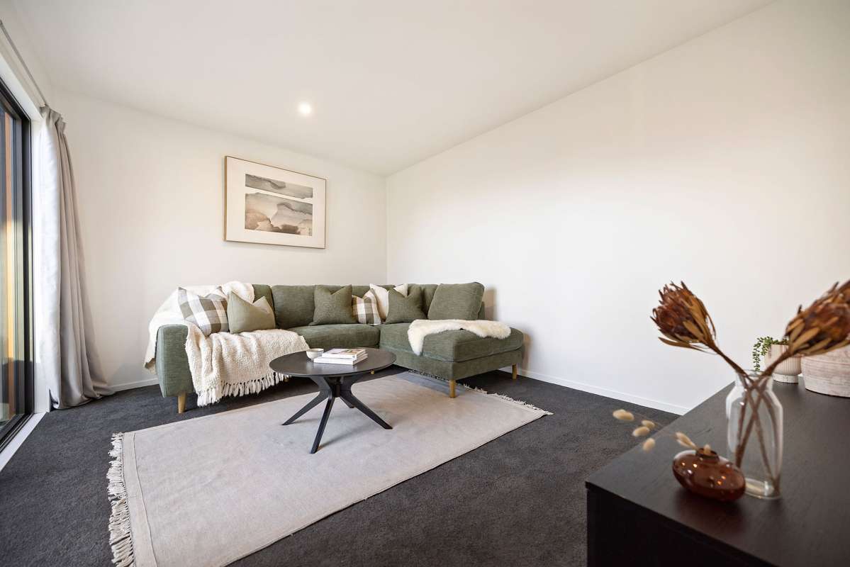 13 Falconer Rise_5