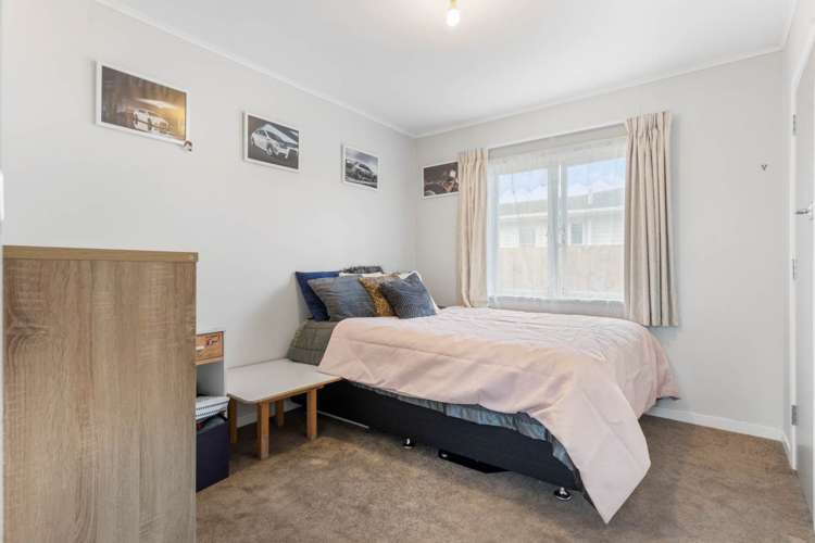 146 Clevedon Road Papakura_12