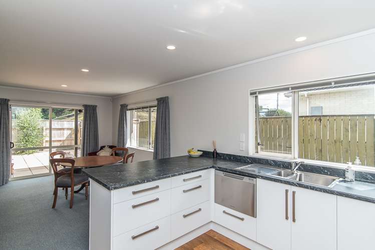 62 Matatua Road Raumati Beach_6