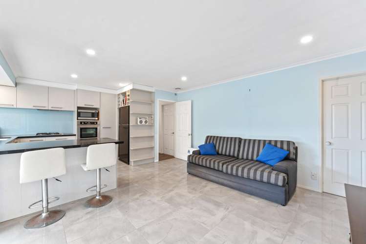 196 Botany Road Botany Downs_2