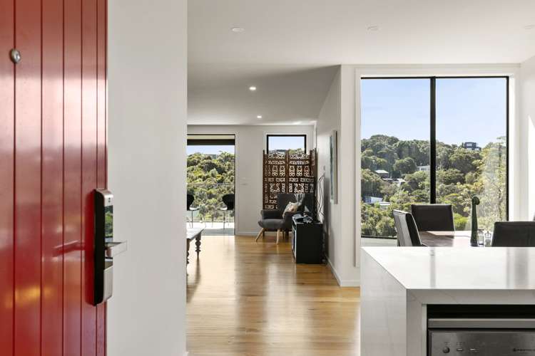 1 Pacific Parade Surfdale_1