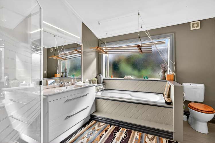 32 Murphys Line Featherston_22