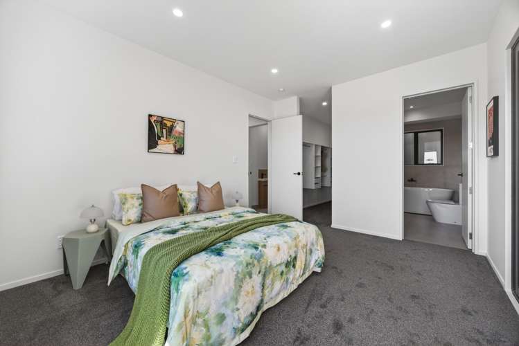 244E West Hoe Heights Orewa_19