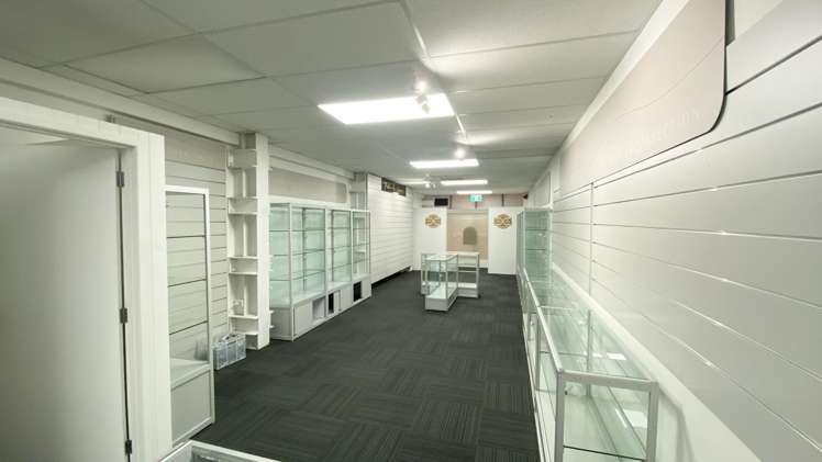 28 Devonport Road Tauranga Central_5