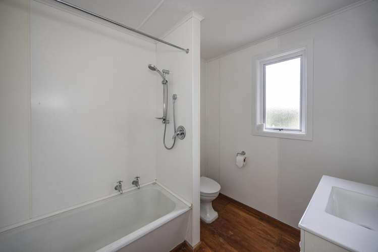 28 Awamoa Road Holmes Hill_13