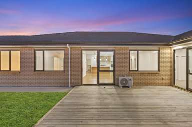 5 Booker Drive_4
