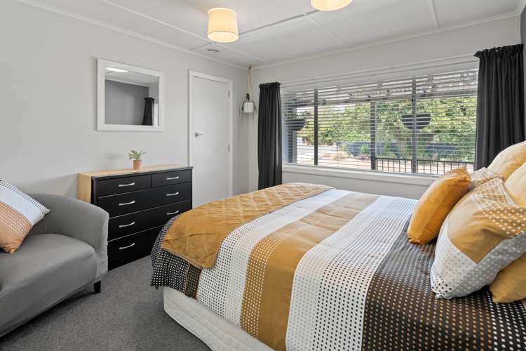 98 Solway Crescent Solway_17