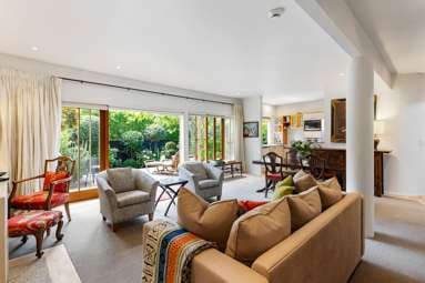 1/84 Gladstone Road_1