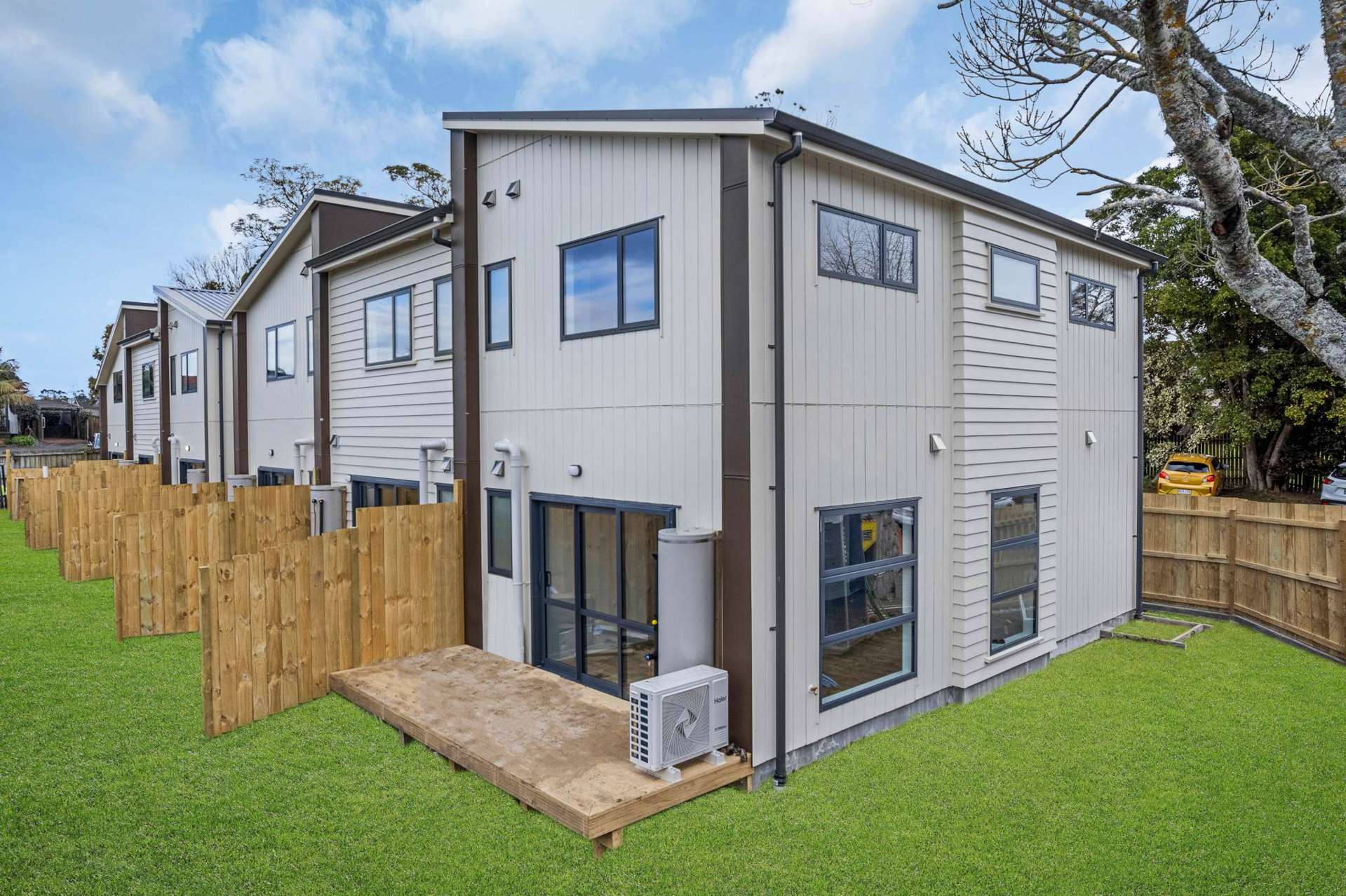1/13 Caringbah Drive Papatoetoe_0