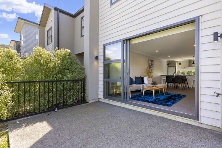 52 Pateke Drive Kenepuru_11