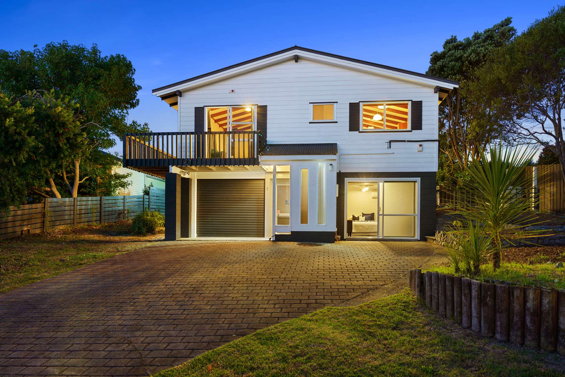 7 Napier Grove Waikanae Beach_0