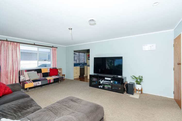 411 Kahikatea Drive Dinsdale_2