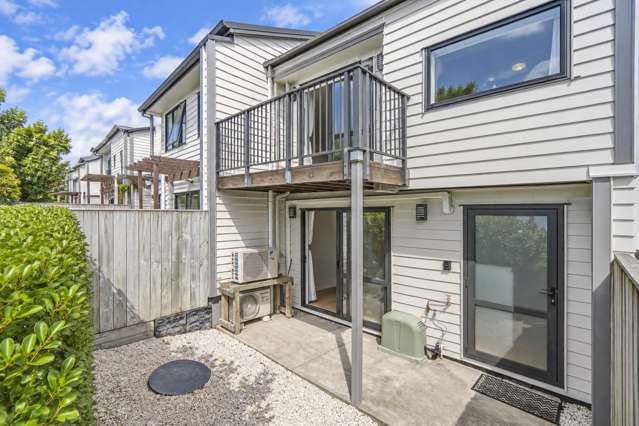 10 Peony Mews Oteha_2