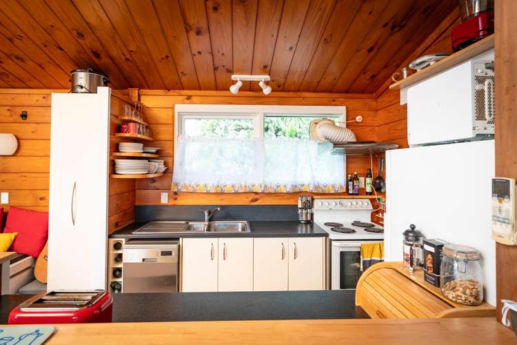 4 Baxter Way Karori_5
