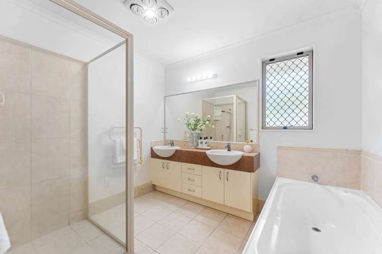 2 Greenleaf Way Northcross_16