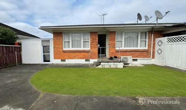 2 Bedrooms brick and tile home