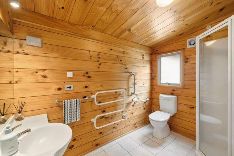 80 Bowentown Boulevard Bowentown_24