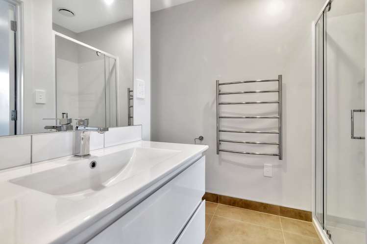 6/1 Fruitvale Road New Lynn_10