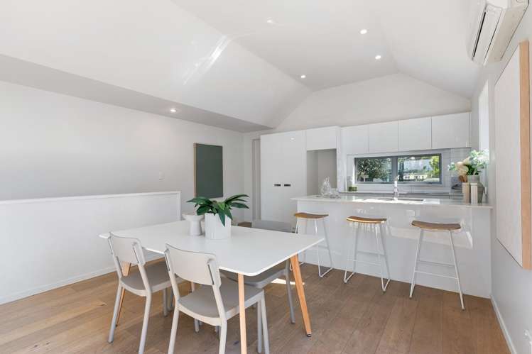 2/27 Powell Street Avondale_4