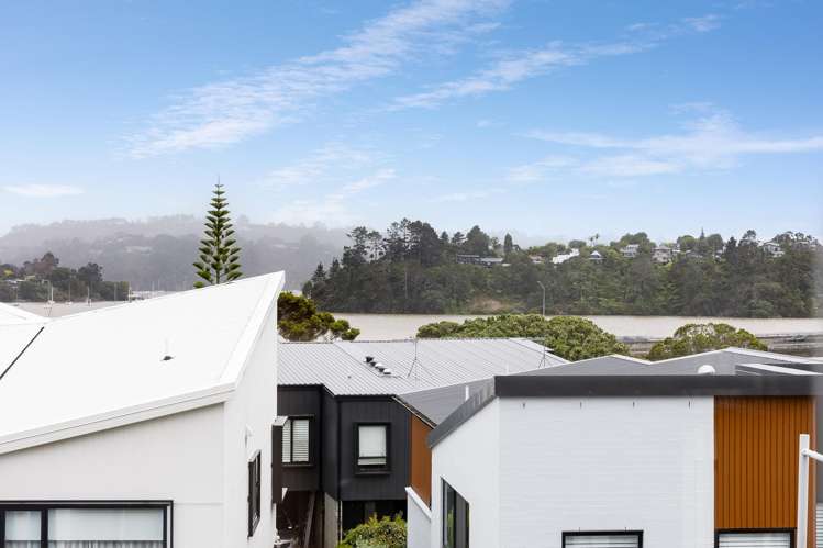 25 Marine Parade Hobsonville_13