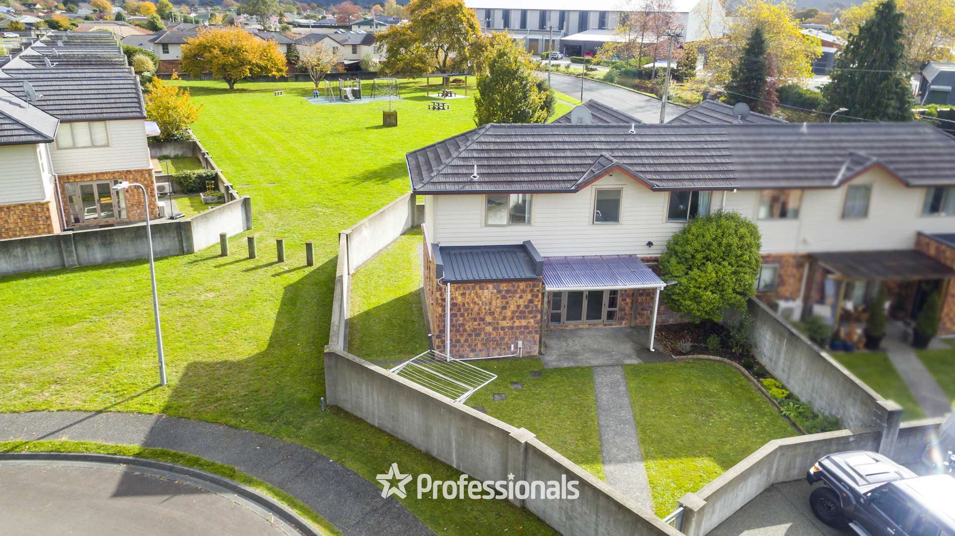 64 Evergreen Crescent Trentham_0