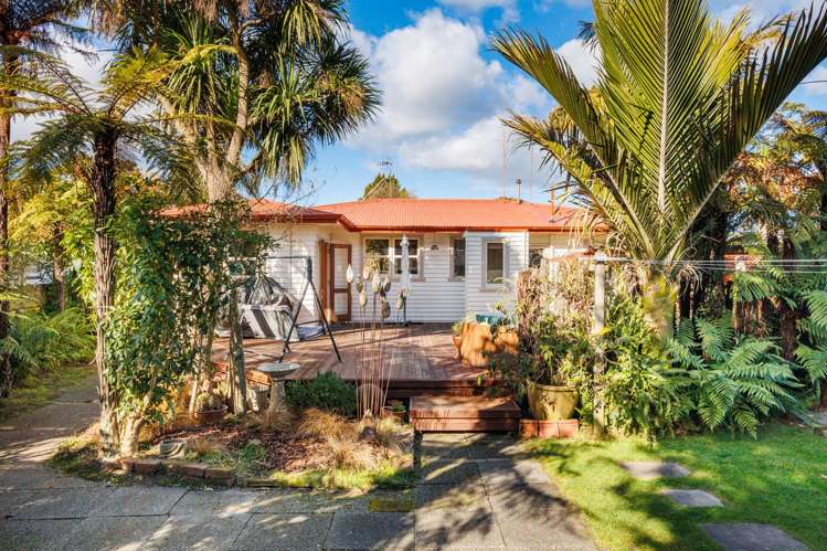 7 Erin Street Hokowhitu_1