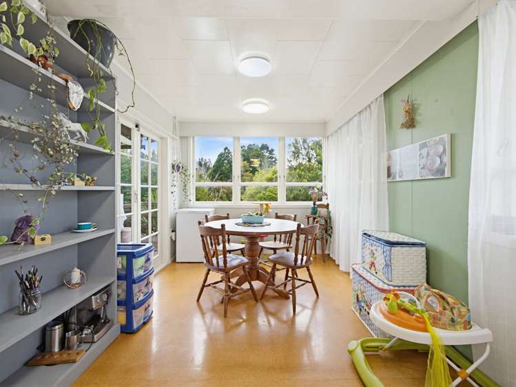 211 West Parkdale Street Tokoroa_8