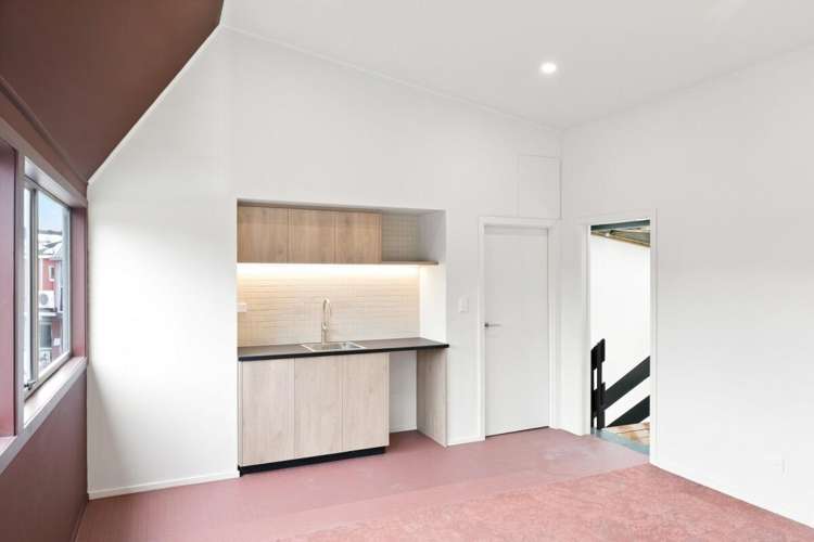 390 Lincoln Road Addington_6