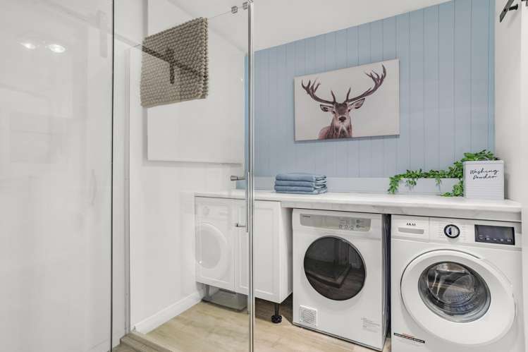 502 Marine Drive Eastbourne_18