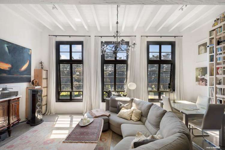 2/25a Lake Road Devonport_42