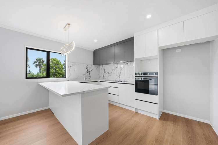 9 Eastglen Road Glen Eden_7