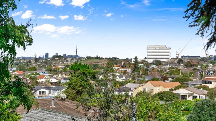 2/21 Tobruk Crescent Milford_12