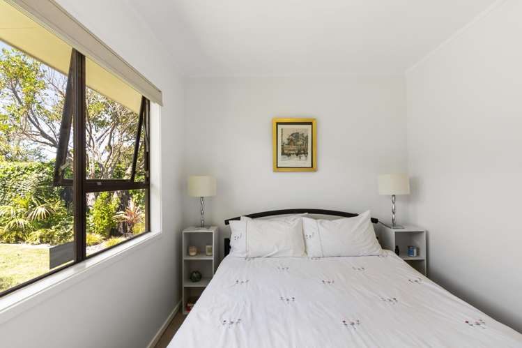 2/16 Imogene Way Half Moon Bay_23