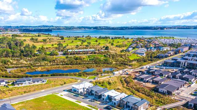 8 Kowaitau Avenue Beachlands_1