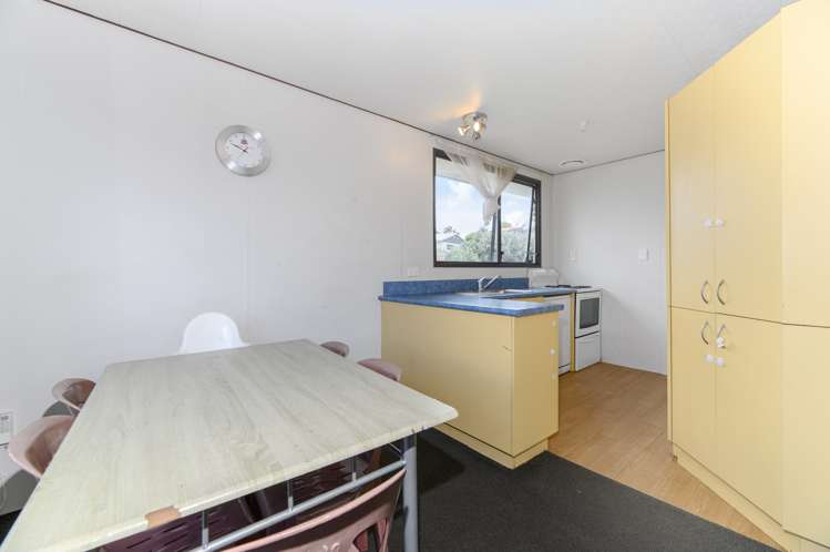 2/76 Parrs Cross Road Henderson_7