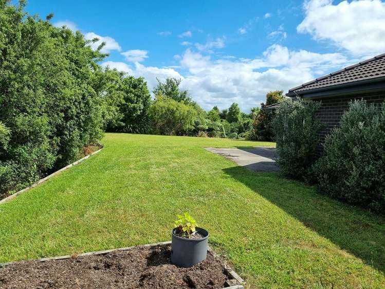 198 St James Drive Huntington_2