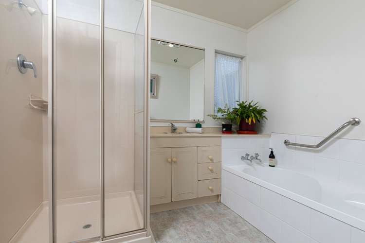 14 Miriam Corban Heights Henderson_12