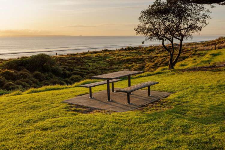 208/178 Marine Parade Mt Maunganui_23