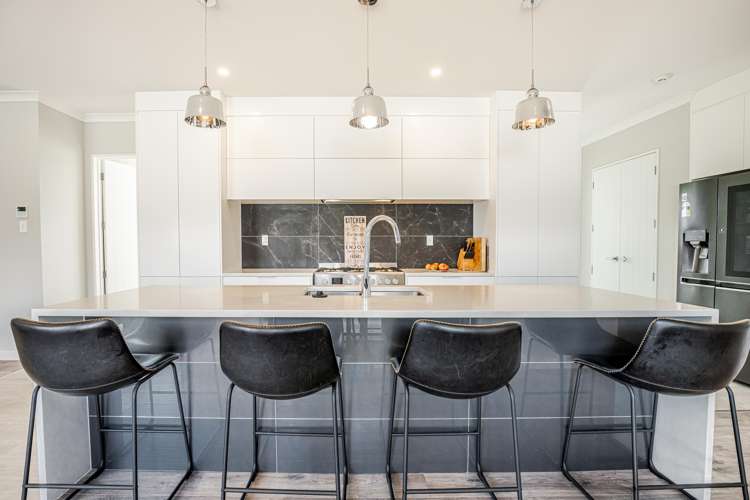 16 Walter Ruddock Avenue Kumeu_5