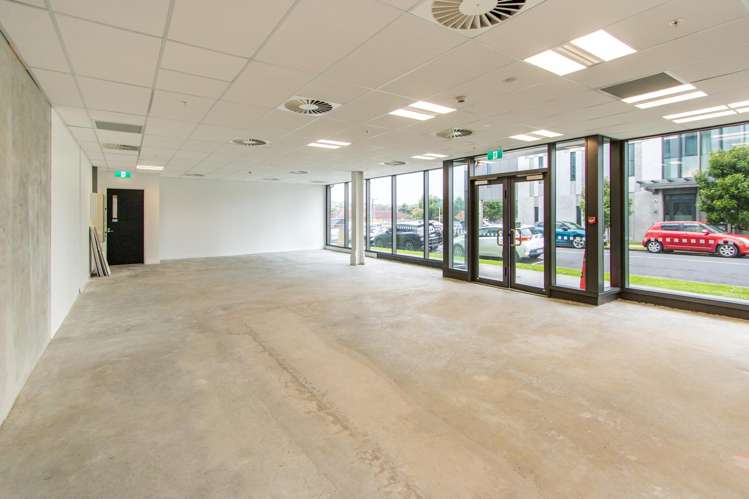 1/215 Shakespeare Road Milford_2