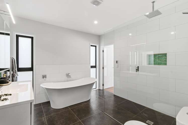 1 Ara Haewai Houghton Bay_12