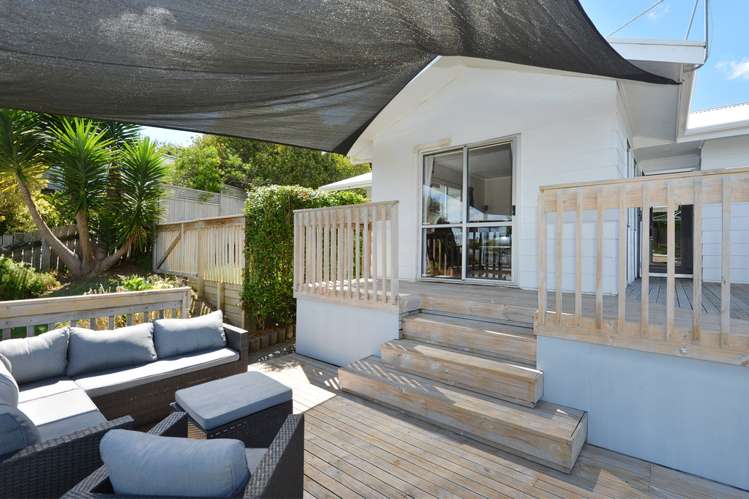 41 Raumati Crescent Onerahi_13