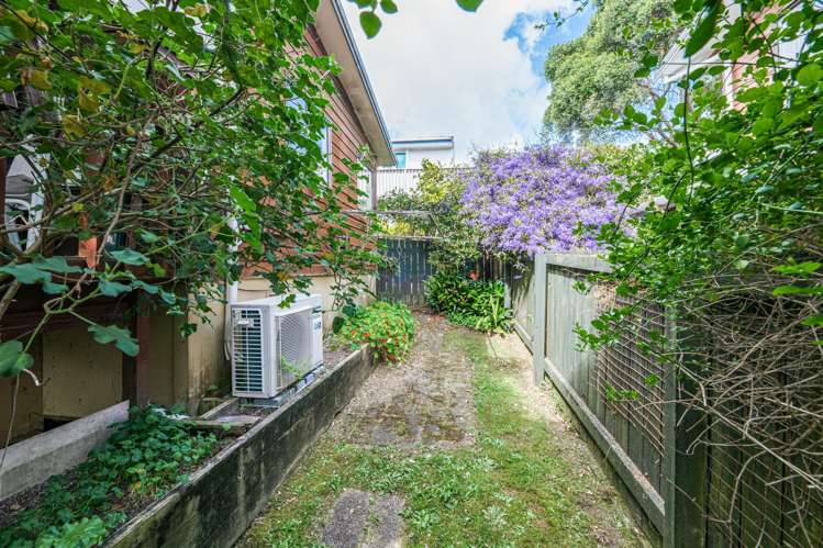 1/39 Sturges Road Henderson Heights_23